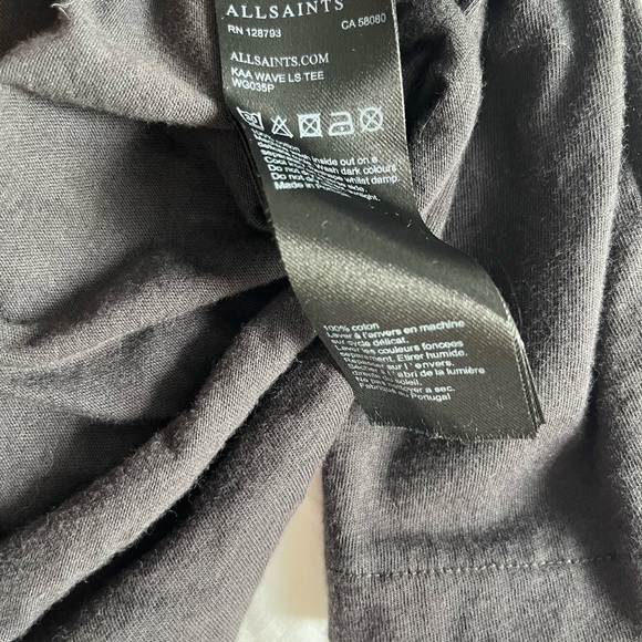 All Saints Kaa Waves LS gray snakeskin print tee with elbow slits - Picture 6 of 7